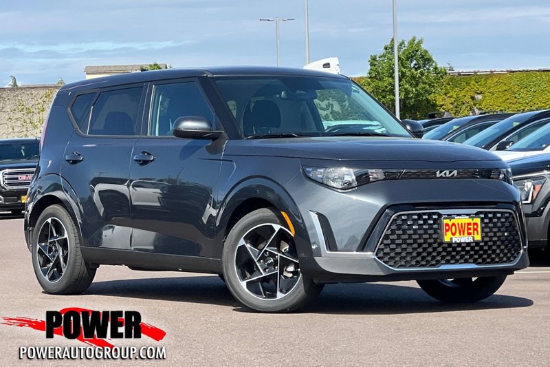 Certified 2024 Kia Soul EX image 1
