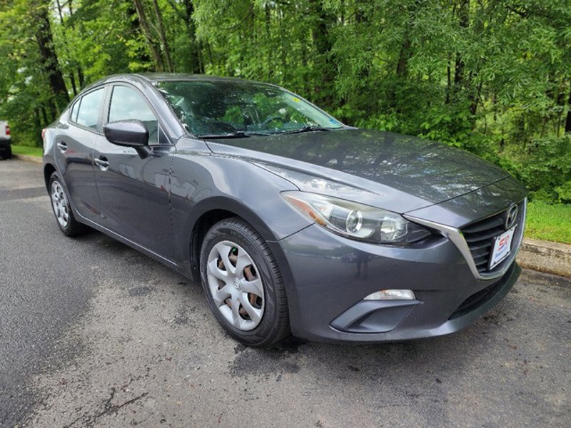 Used 2016 MAZDA MAZDA3 i Sport image 1