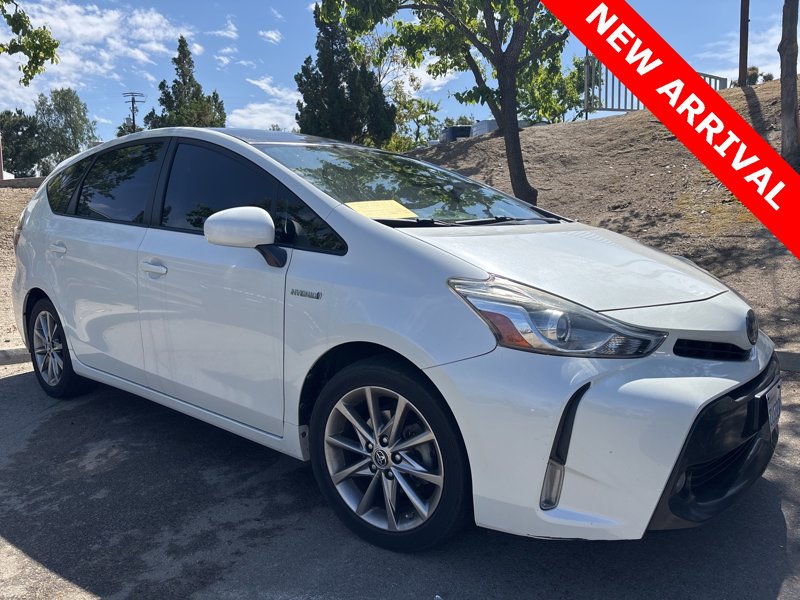 Used 2016 Toyota Prius V Five image 1