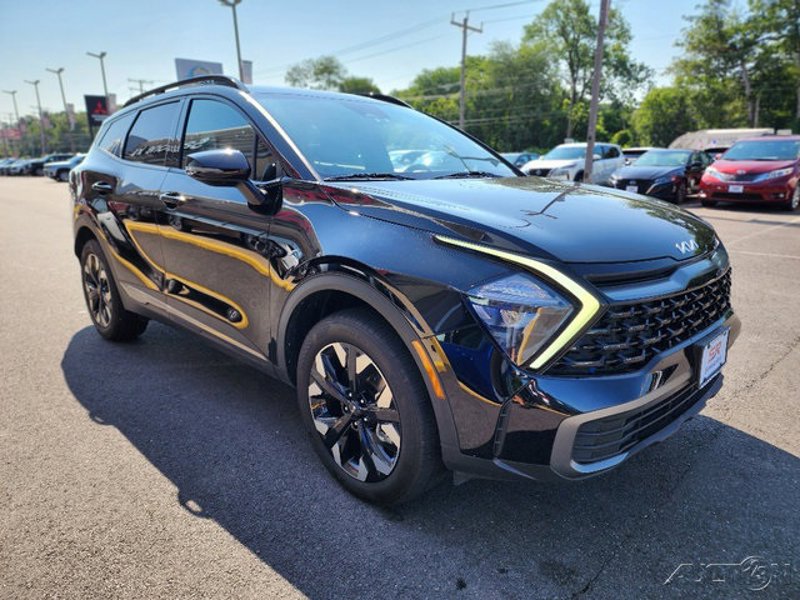 Certified 2023 Kia Sportage X-Line image 1
