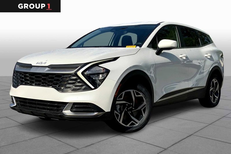 Certified 2023 Kia Sportage LX image 1