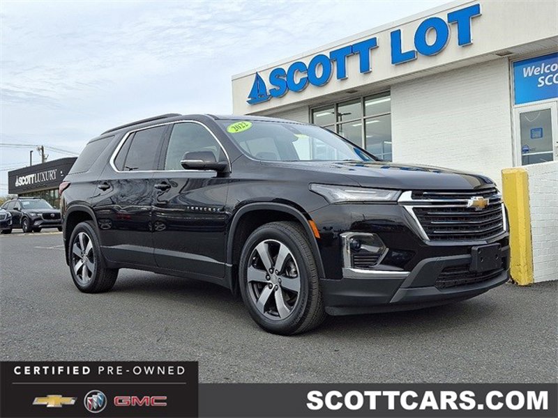 Certified 2022 Chevrolet Traverse LT w/ LT Premium Package image 1
