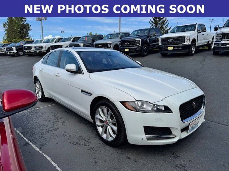 Used 2019 Jaguar XF Premium image 1