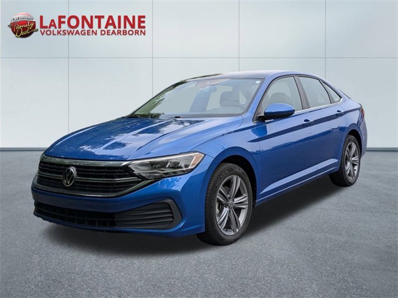 Certified 2023 Volkswagen Jetta SE image 1