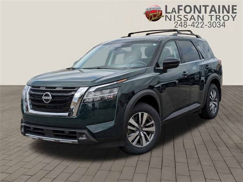 Certified 2022 Nissan Pathfinder SL image 1