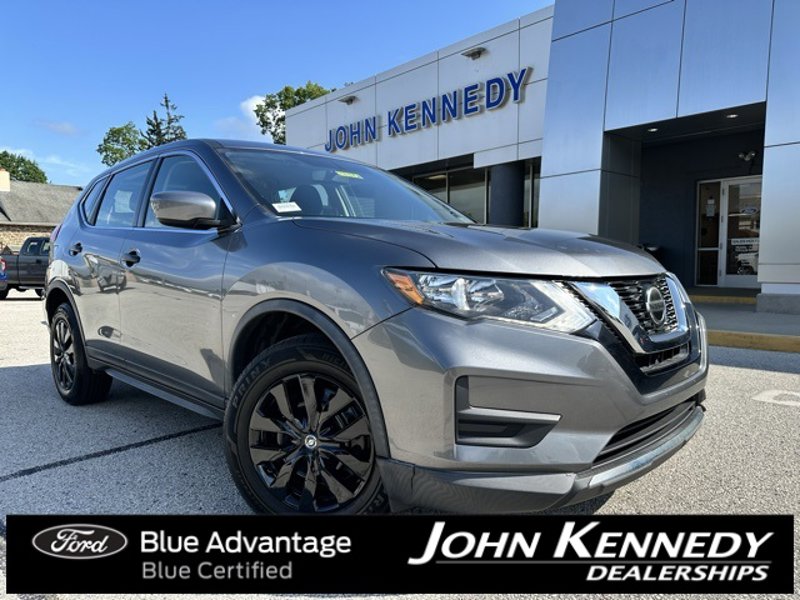 Used 2018 Nissan Rogue S image 1