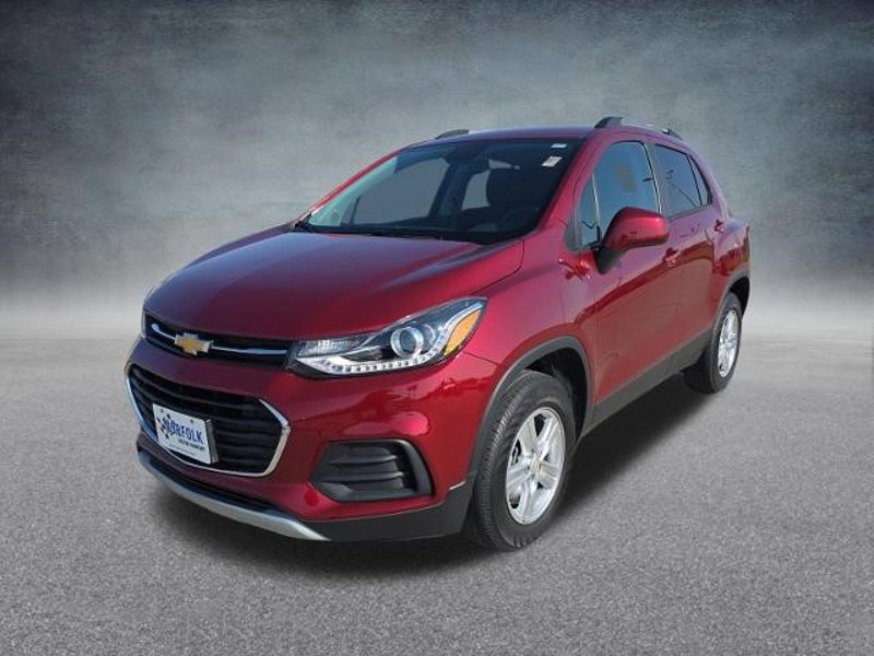 Certified 2022 Chevrolet Trax LT w/ Driver Confidence Package image 1