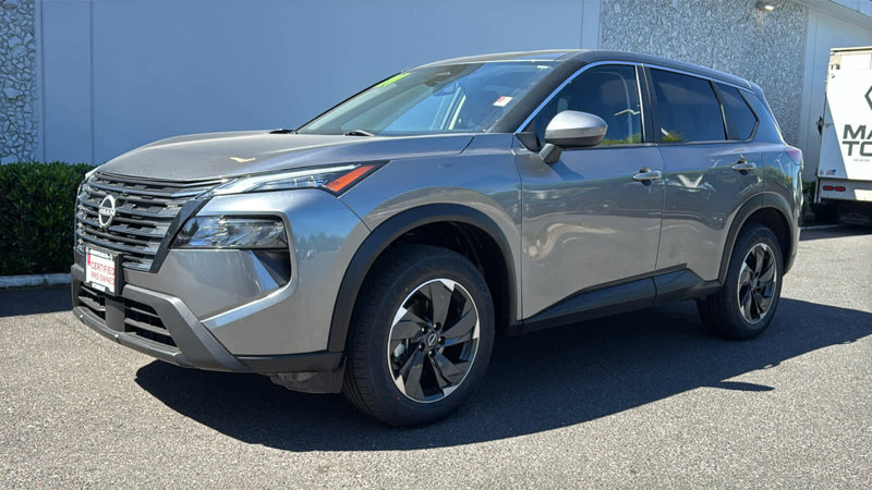 Certified 2024 Nissan Rogue SV image 1