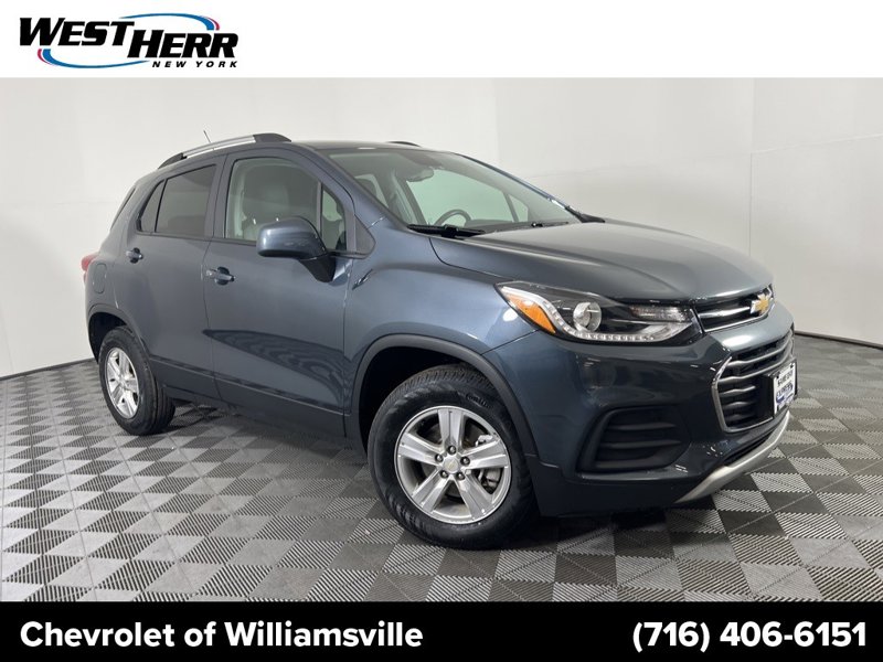 Certified 2022 Chevrolet Trax LT w/ Premium Seat Package image 1