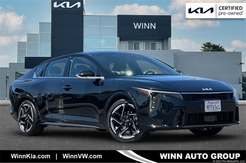 Certified 2025 Kia K4 GT-Line image 1