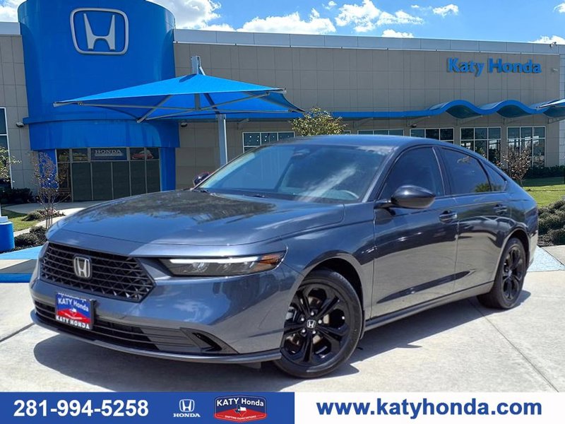 Certified 2025 Honda Accord SE image 1