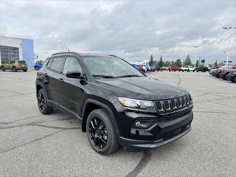 Certified 2025 Jeep Compass Latitude w/ Altitude Special Edition image 1