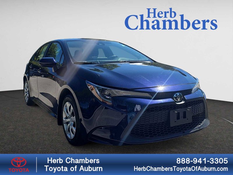 Used 2022 Toyota Corolla LE image 1