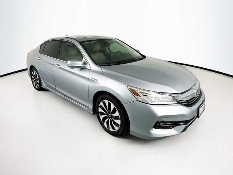 Certified 2017 Honda Accord Touring image 1