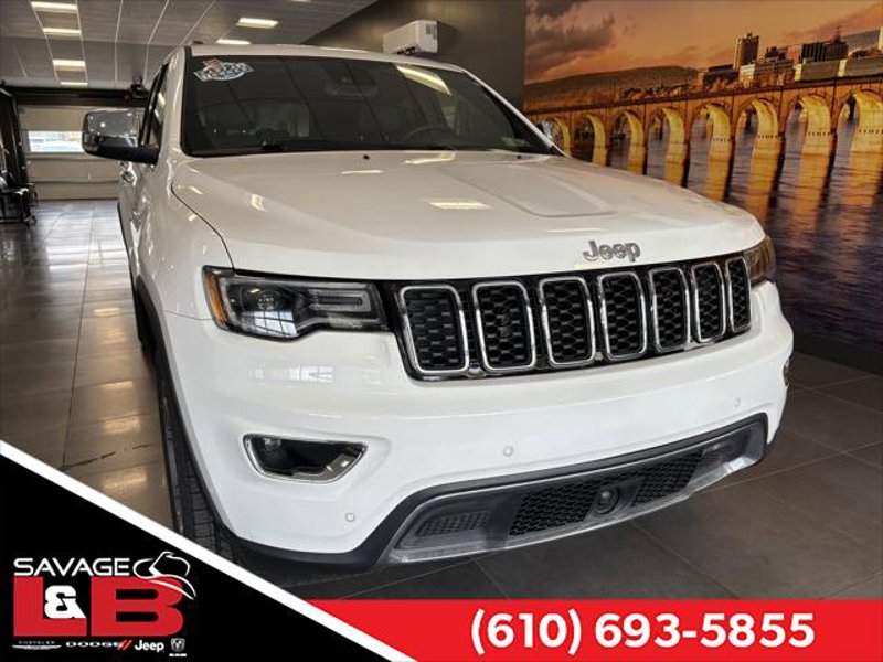 Certified 2022 Jeep Grand Cherokee Limited w/ Tech Group image 1