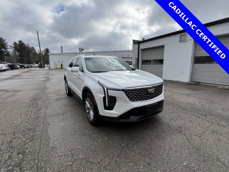 Certified 2024 Cadillac XT4 Premium Luxury image 1