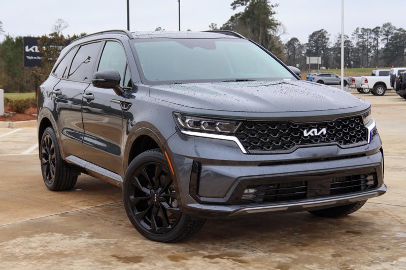 Certified 2023 Kia Sorento SX image 1