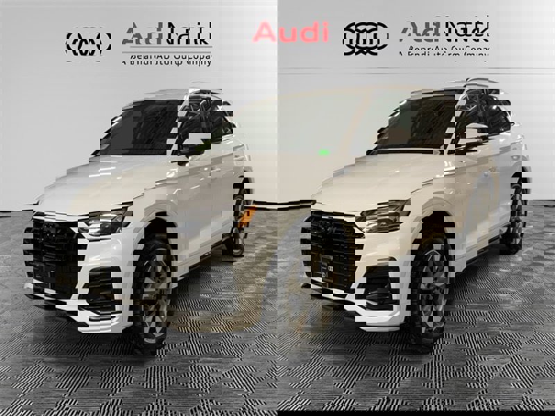 Certified 2025 Audi Q5 2.0T Premium w/ Convenience Plus Package image 1