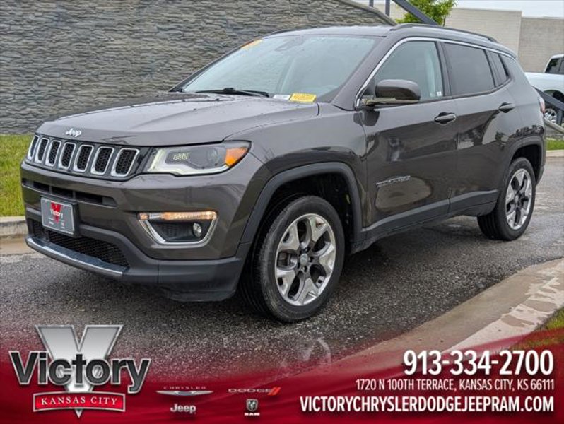 Certified 2018 Jeep Compass Limited w/ Navigation Group image 1