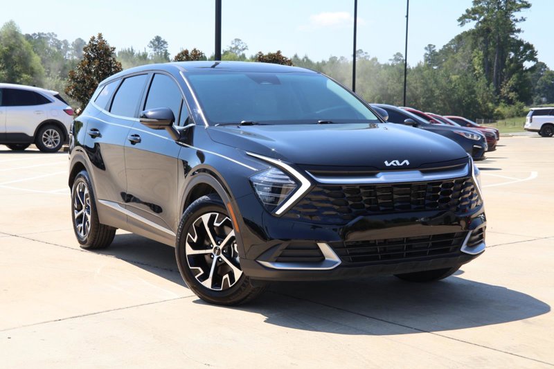 Certified 2024 Kia Sportage EX image 1