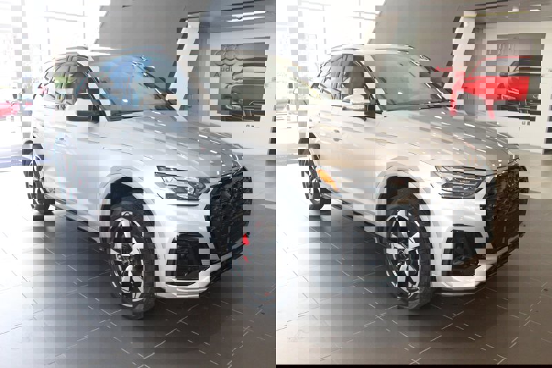 Certified 2024 Audi Q5 2.0T Premium Plus w/ Premium Plus Package image 1