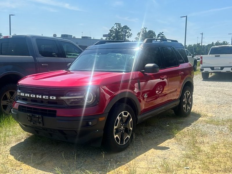 Used 2021 Ford Bronco Sport Outer Banks image 1