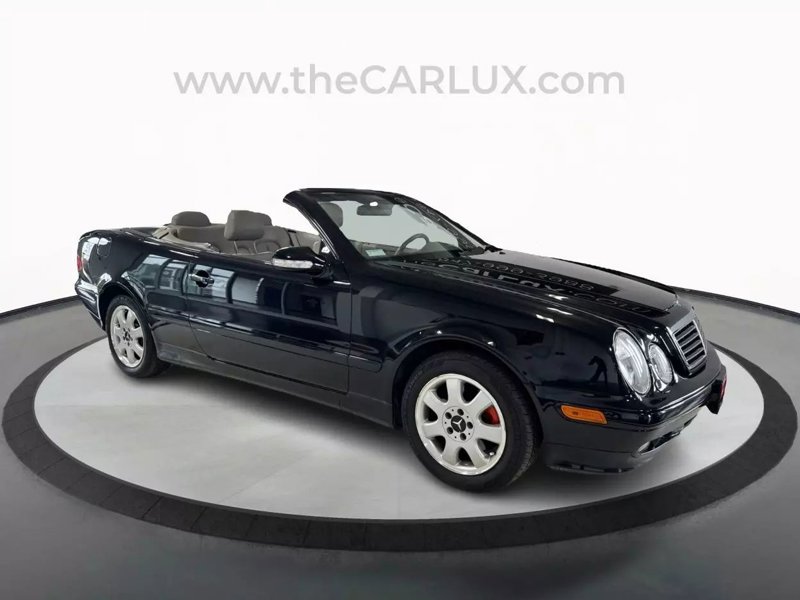 Used 2001 Mercedes-Benz CLK 320 Cabriolet image 1
