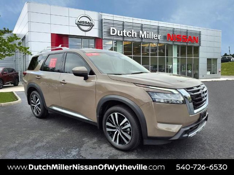 Certified 2023 Nissan Pathfinder Platinum image 1