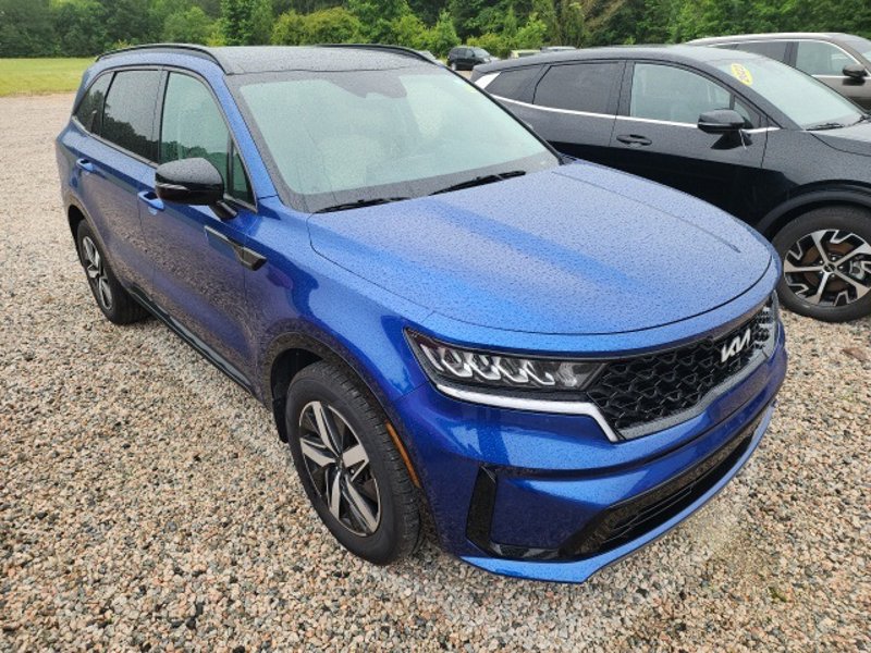 Certified 2023 Kia Sorento S w/ Panoramic Sunroof Package image 1