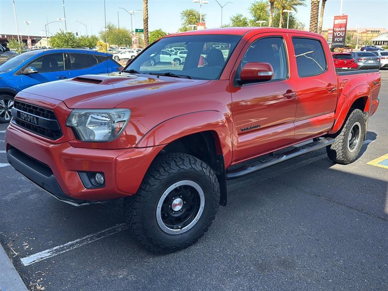 Used 2015 Toyota Tacoma TRD Pro image 1