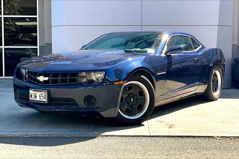 Used 2012 Chevrolet Camaro LS image 1