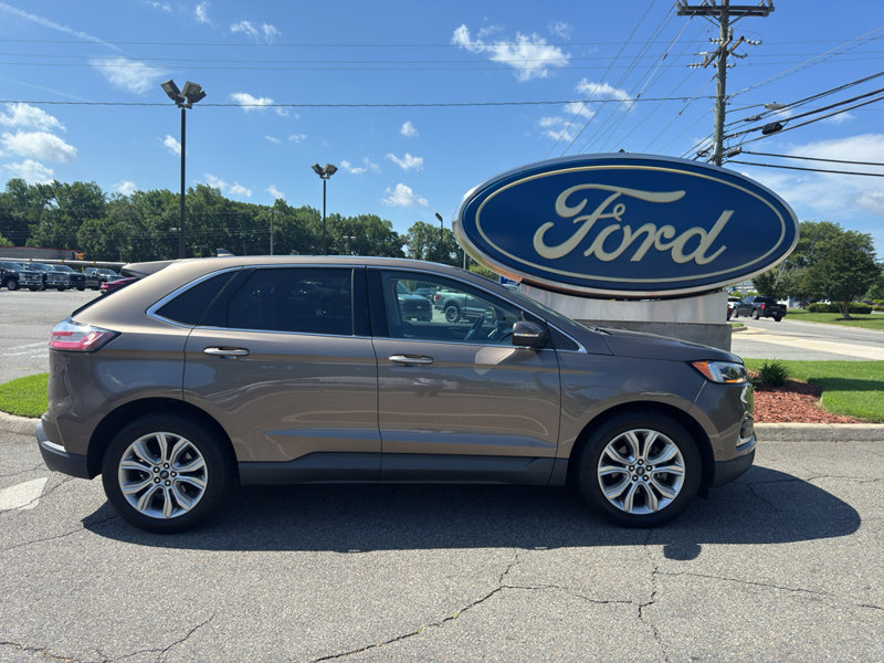 Used 2019 Ford Edge Titanium w/ Equipment Group 301A image 1