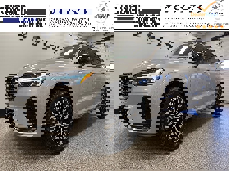 Certified 2025 Volvo XC60 B5 Plus image 1