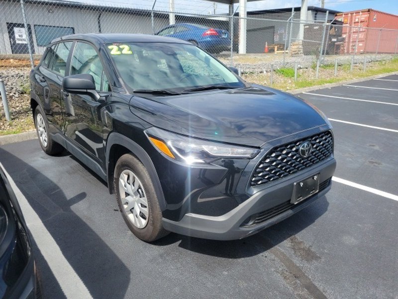 Used 2022 Toyota Corolla Cross L image 1