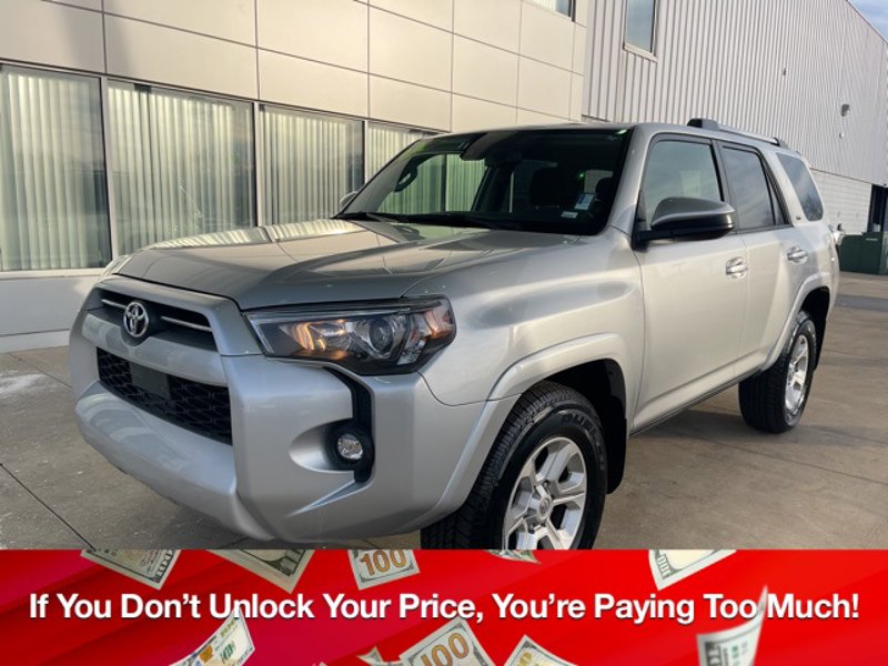 Used 2024 Toyota 4Runner SR5 image 1