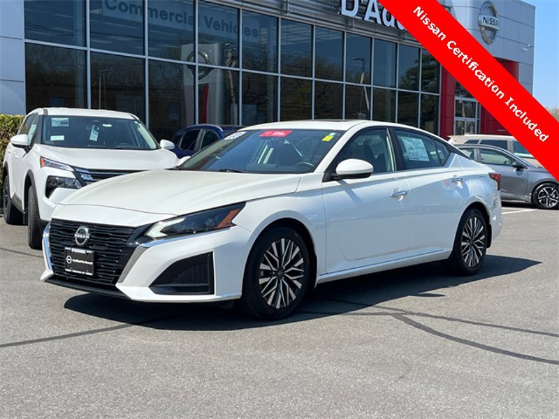 Certified 2023 Nissan Altima 2.5 SV w/ SV Premium Package image 1
