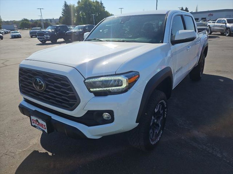 Certified 2022 Toyota Tacoma TRD Off-Road image 1