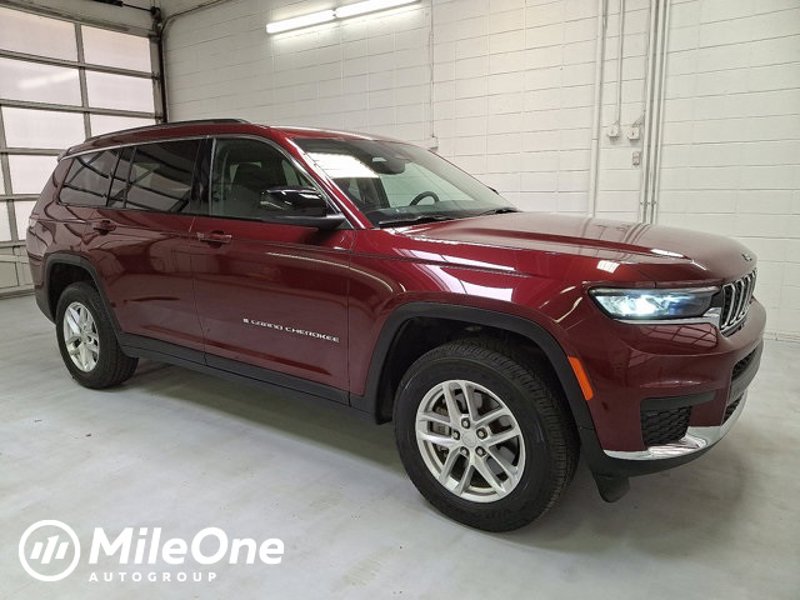 Certified 2023 Jeep Grand Cherokee L Laredo w/ Luxury Tech Group I image 1