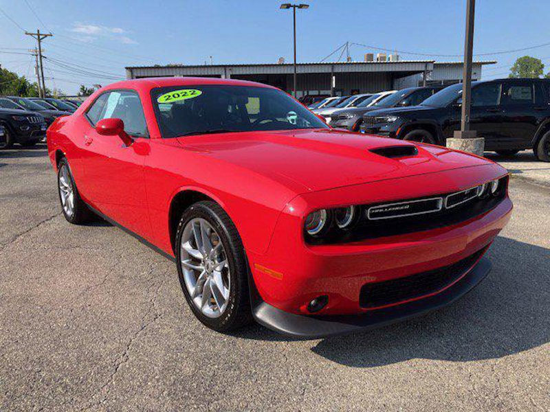Certified 2022 Dodge Challenger GT image 1