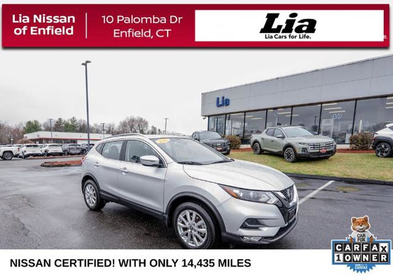 Certified 2021 Nissan Rogue Sport SV image 1
