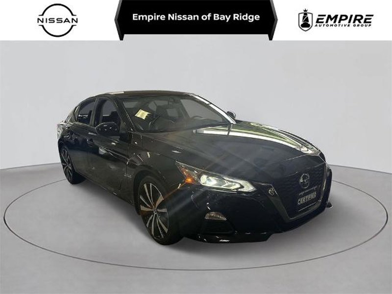 Certified 2022 Nissan Altima 2.5 SR image 1