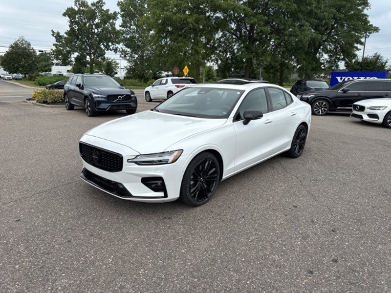 Certified 2024 Volvo S60 B5 Plus image 1