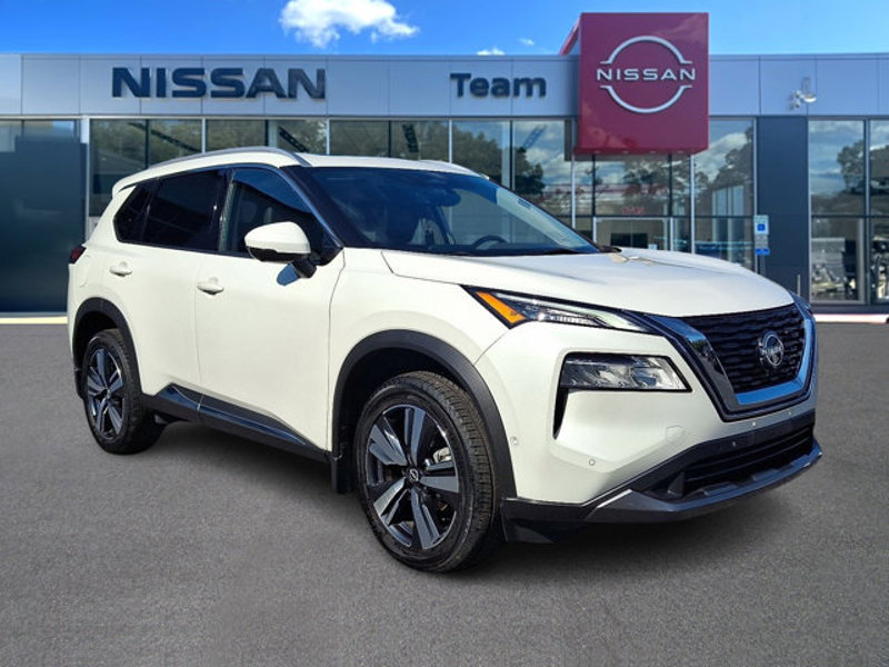 Certified 2023 Nissan Rogue SL image 1