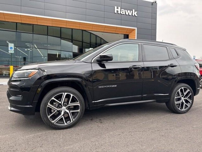 Certified 2024 Jeep Compass Limited w/ Elite Group image 1