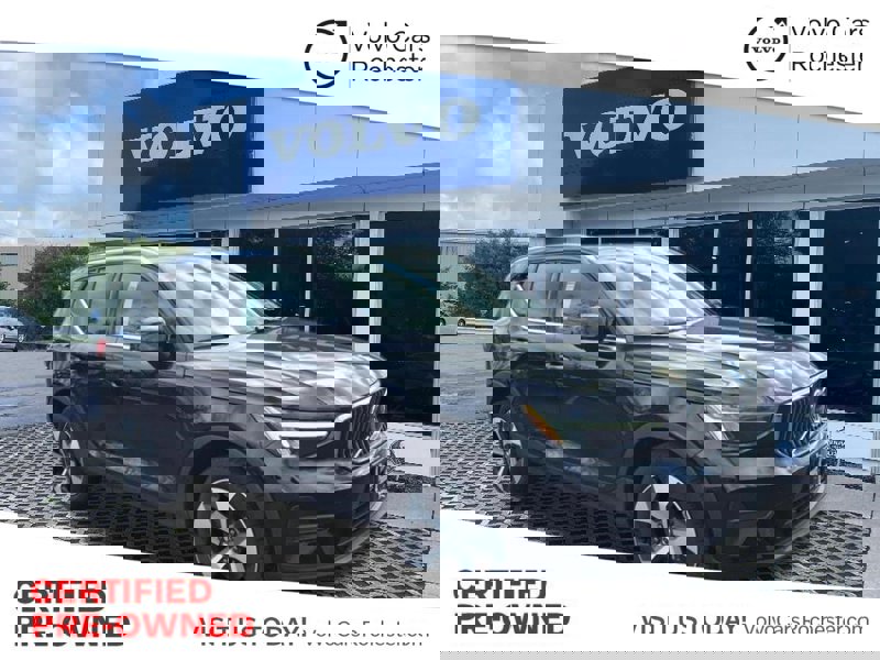 Certified 2025 Volvo XC40 B5 Core w/ Protection Package Premier image 1