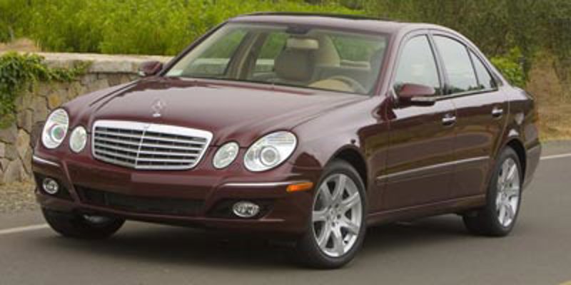 Used 2008 Mercedes-Benz E 350 4MATIC Sedan image 1