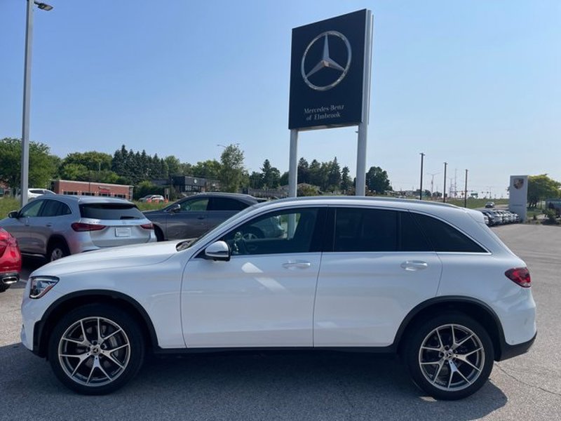Used 2022 Mercedes-Benz GLC 300 4MATIC image 1