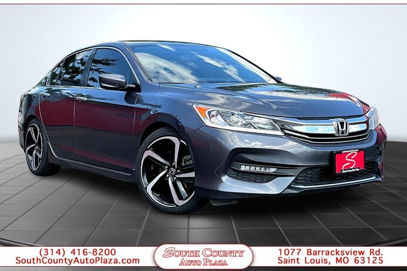 Used 2017 Honda Accord Sport image 1