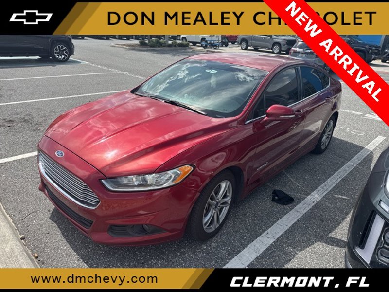 Used 2016 Ford Fusion SE image 1