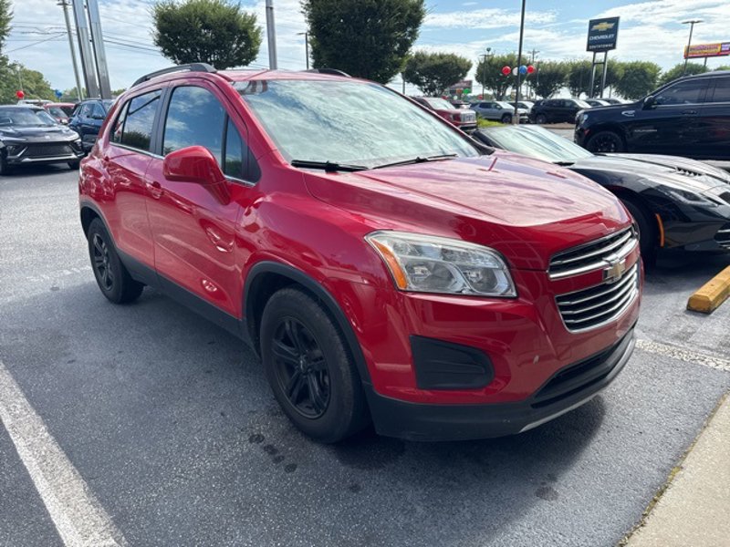 Used 2015 Chevrolet Trax LT w/ LT Sun and Sound Package image 1